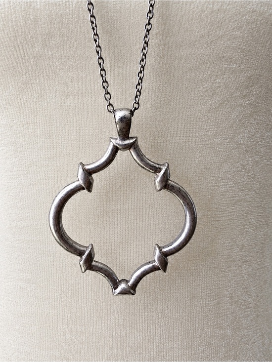 Jewelry - Silver Openwork Pendant Necklace - Women's Jewelry
